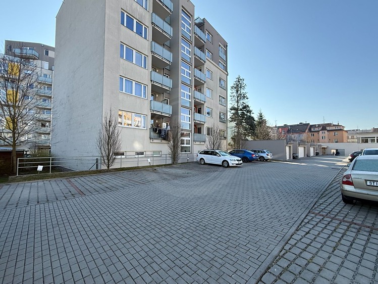 Prodej specifického typu nemovitosti 12 m² - foto 2