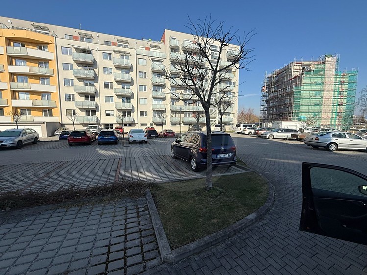Prodej specifického typu nemovitosti 12 m² - foto 7