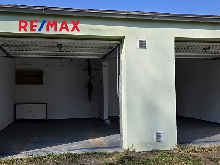 Prodej garáže 42 m² - foto 4
