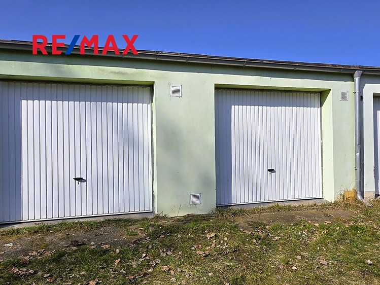 Prodej garáže 42 m² - foto 1