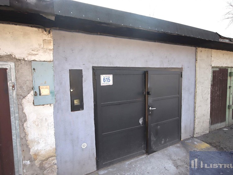 Prodej garáže 20 m² - foto 2