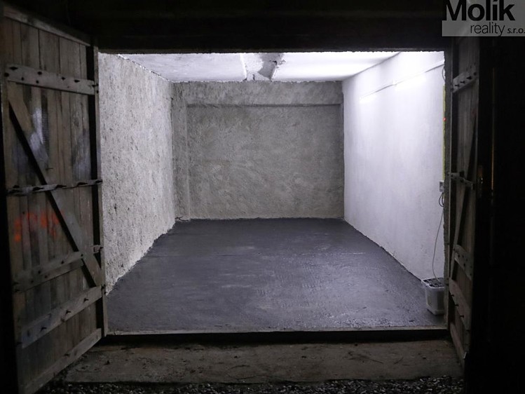 Prodej garáže 24 m² - foto 3