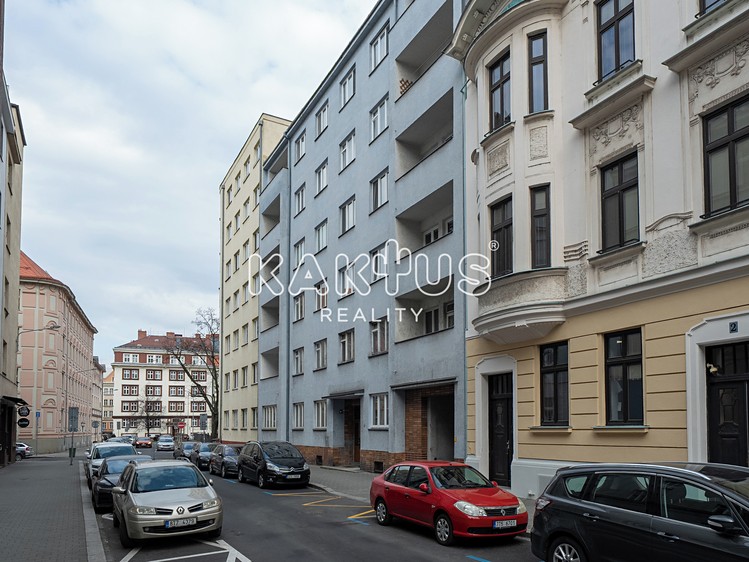 Prodej garáže 15 m² - foto 5