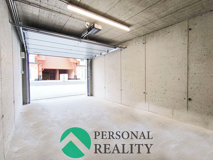 Prodej garáže 20 m² - foto 1