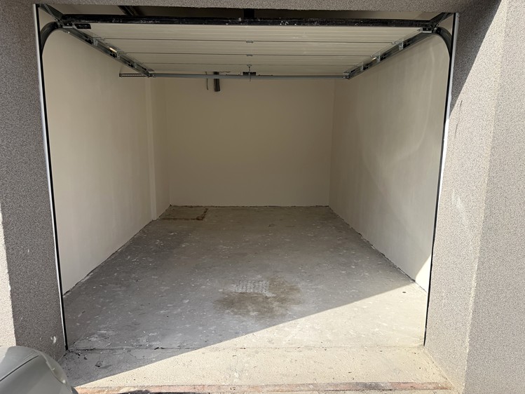 Prodej garáže 16 m² - foto 2