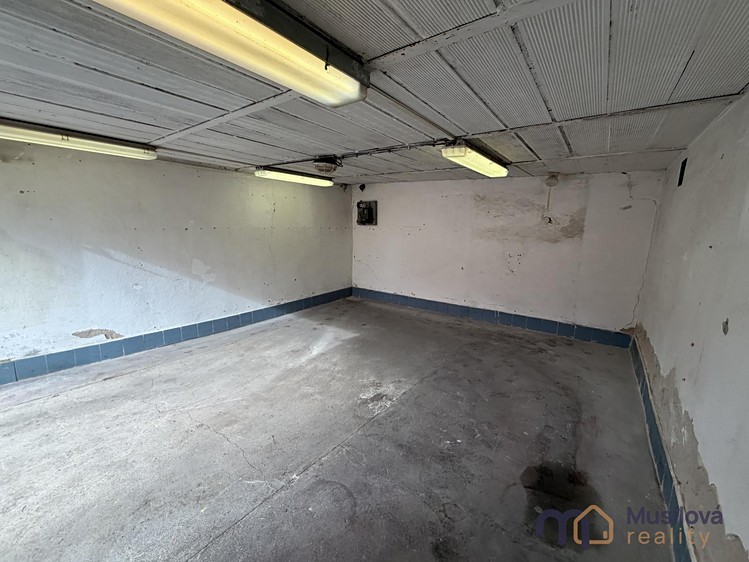 Prodej garáže 28 m² - foto 4