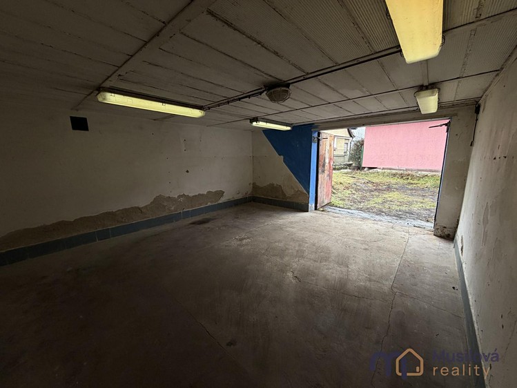 Prodej garáže 28 m² - foto 7