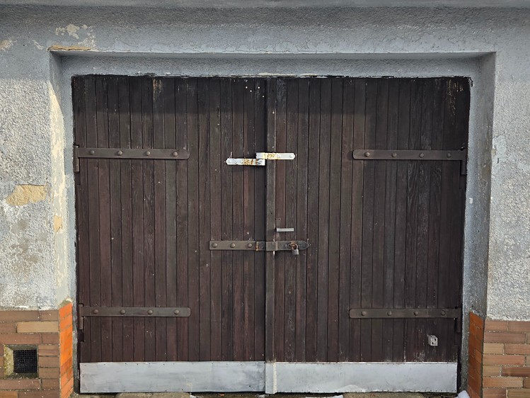 Prodej garáže 25 m² - foto 1