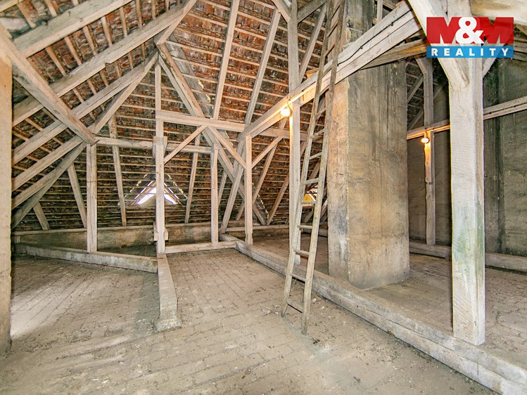 Prodej půdního prostoru 124 m² - foto 3
