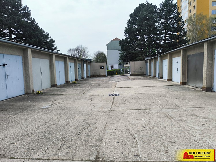 Prodej garáže 21 m² - foto 2
