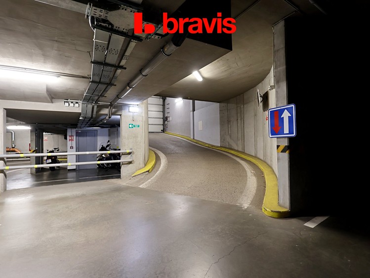 Prodej garážového stání 14 m² - foto 4