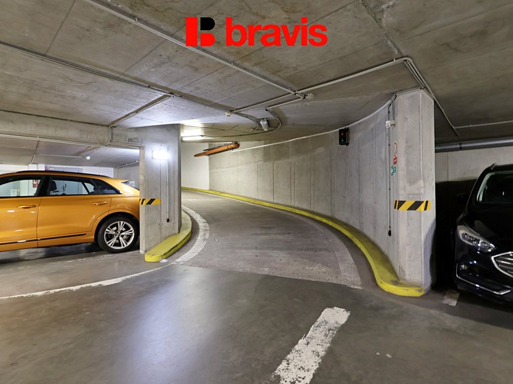 Prodej garážového stání 14 m² - foto 5