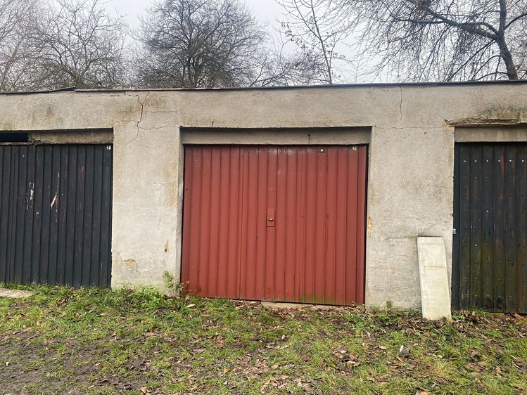 Prodej garáže 18 m² - foto 1