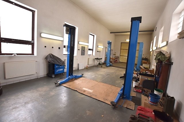 Prodej garáže 161 m² - foto 5