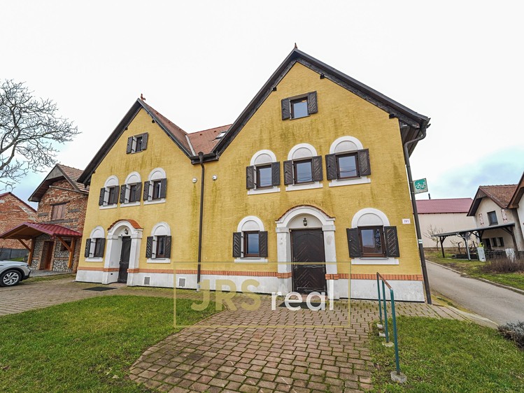 Prodej vinného sklepa 321 m² - foto 1