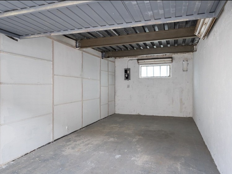 Prodej garáže 20 m² - foto 3