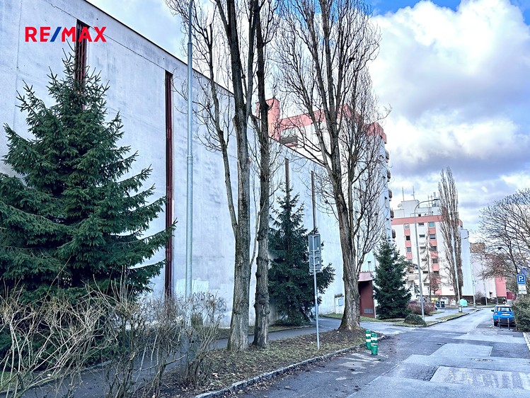 Prodej garáže 11 m² - foto 5