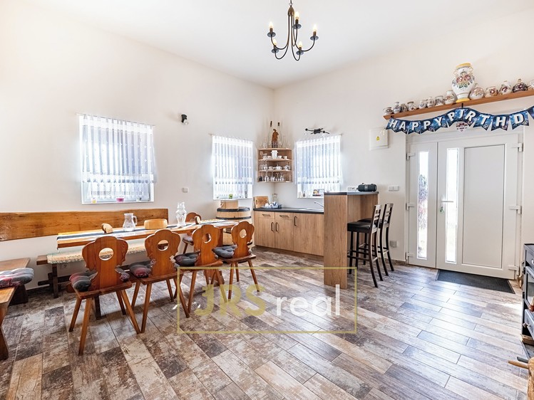 Prodej vinného sklepa 145 m² - foto 2