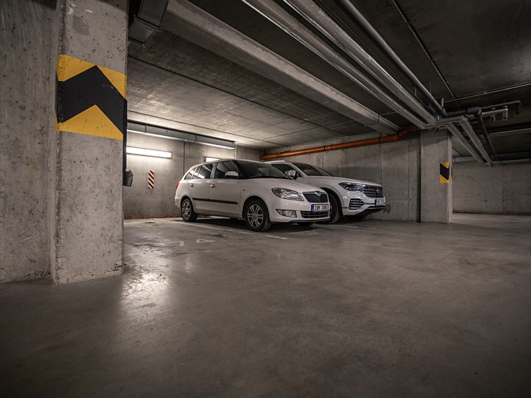 Prodej garážového stání 13 m² - foto 6