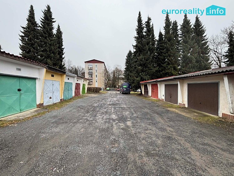Prodej garáže 24 m² - foto 2