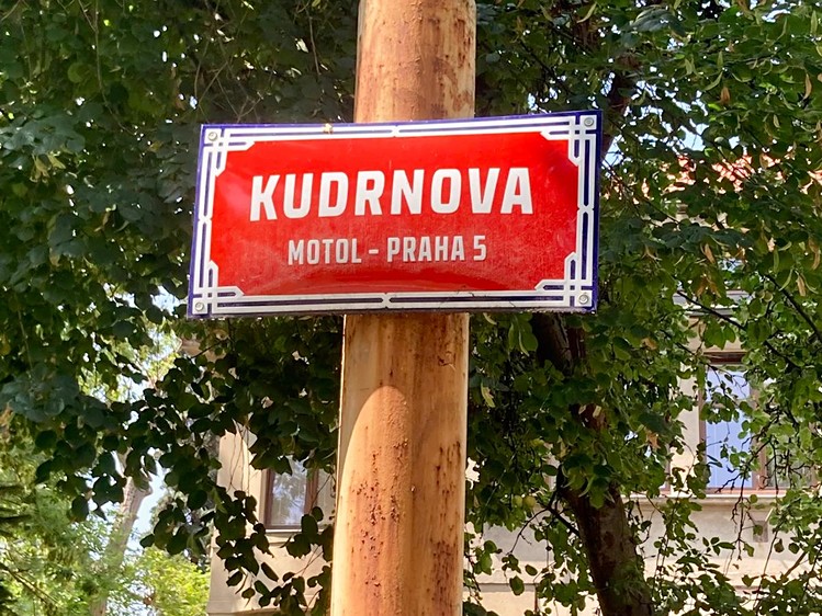 Prodej specifického typu nemovitosti 13 m² - foto 2