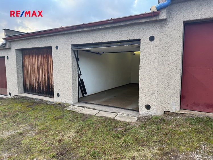 Prodej garáže 18 m² - foto 1