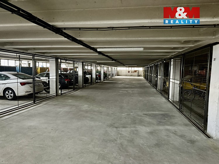Prodej garážového stání 13 m² - foto 2