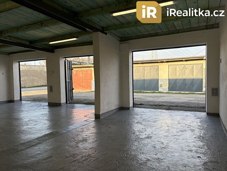 Prodej garáže 57 m² - foto 1