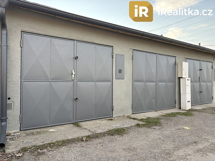Prodej garáže 57 m² - foto 2