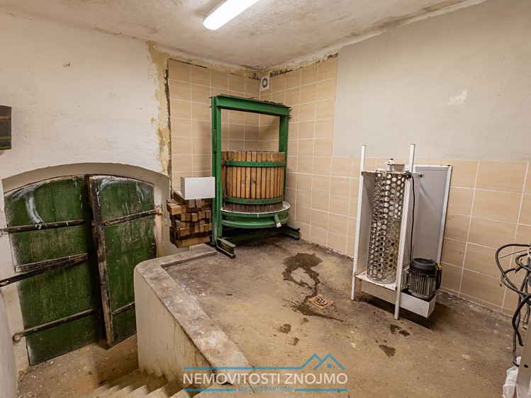 Prodej vinného sklepa 25 m² - foto 8