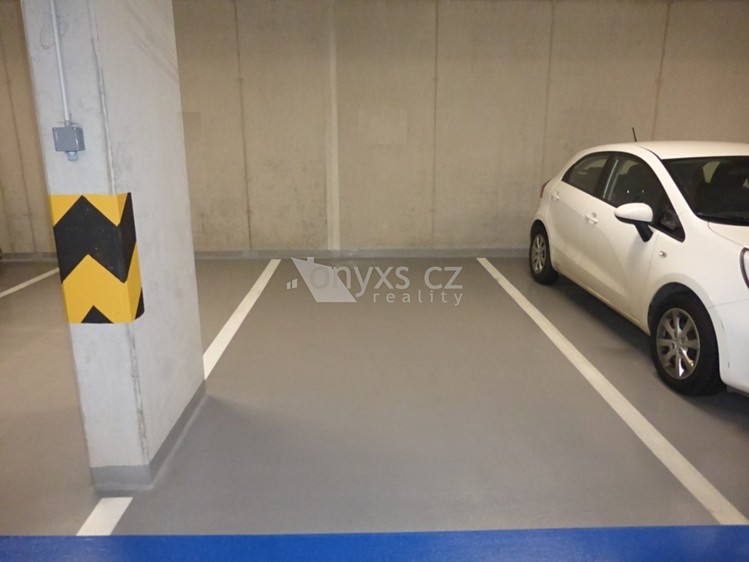 Prodej garážového stání 12 m² - foto 3
