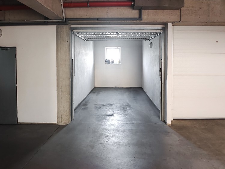 Prodej garáže 14 m² - foto 2