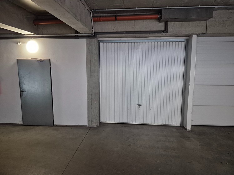 Prodej garáže 14 m² - foto 1