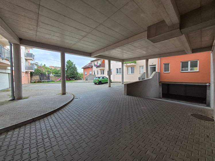Prodej garáže 14 m² - foto 8