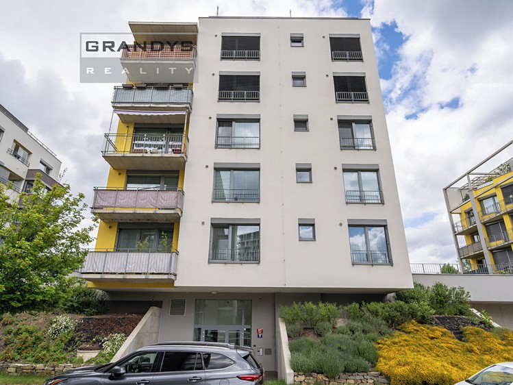 Prodej garážového stání 13 m² - foto 5