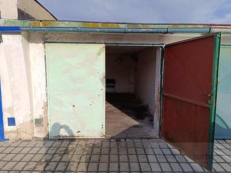 Prodej garáže 21 m² - foto 1