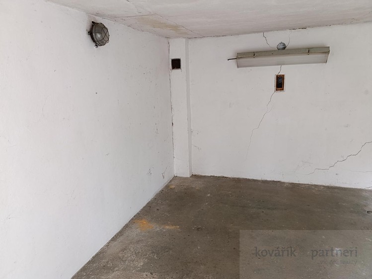 Prodej garáže 21 m² - foto 4