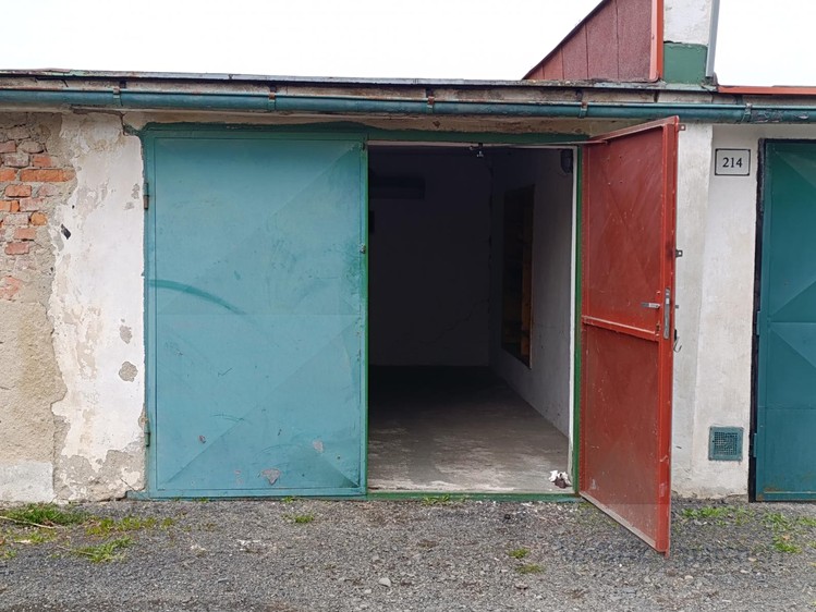 Prodej garáže 21 m² - foto 1