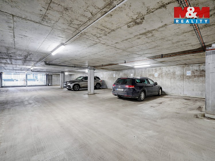 Prodej garážového stání 12 m² - foto 3