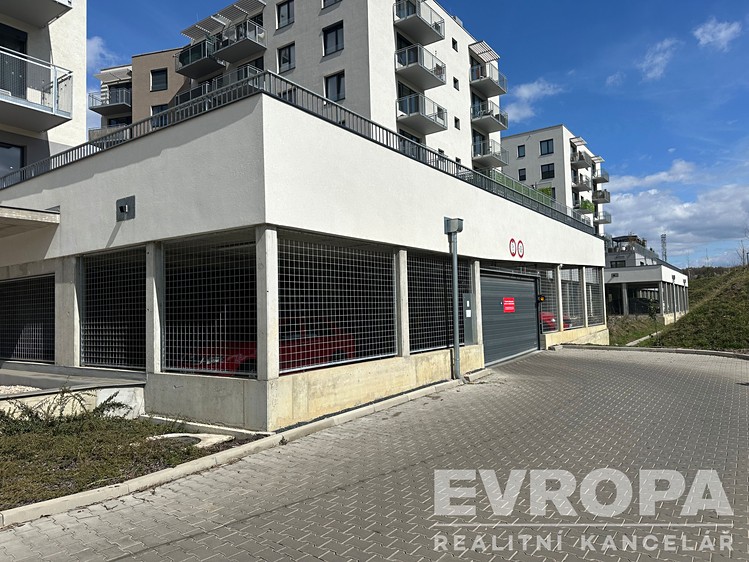 Prodej garážového stání 20 m² - foto 4