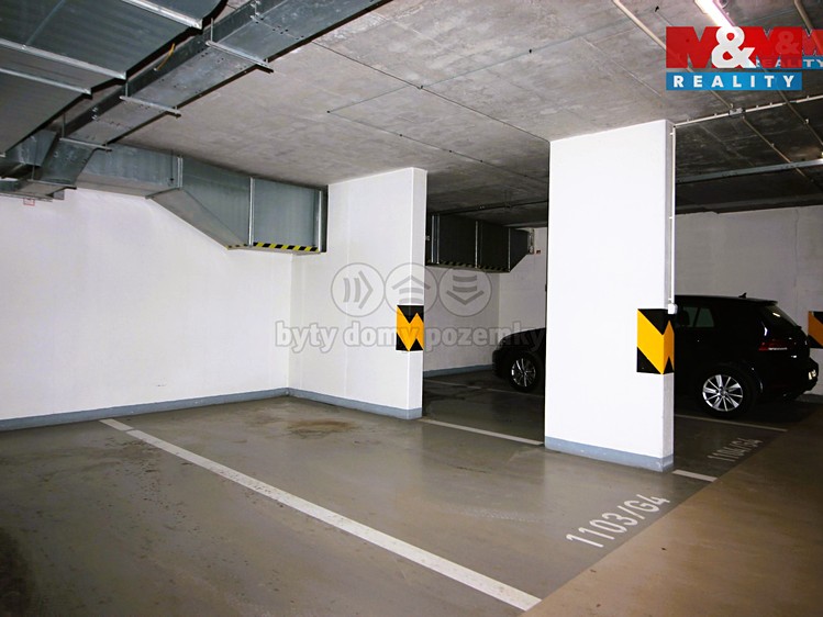 Prodej garážového stání 12 m² - foto 4