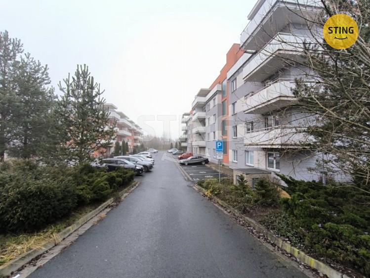 Prodej garážového stání 11 m² - foto 3