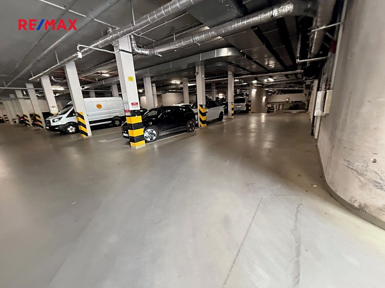 Prodej garážového stání 12 m² - foto 5