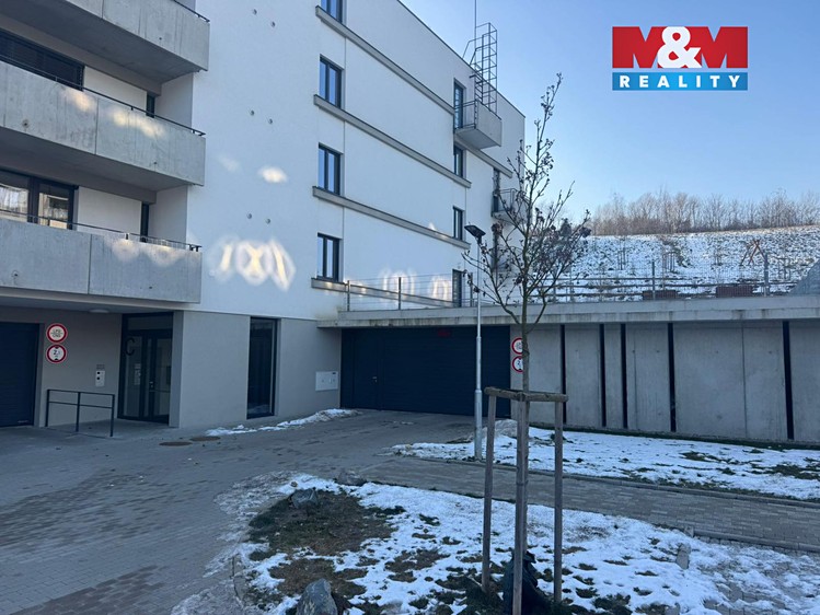 Prodej garážového stání 30 m² - foto 4