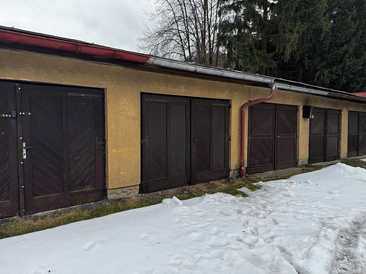 Prodej garáže 20 m² - foto 3