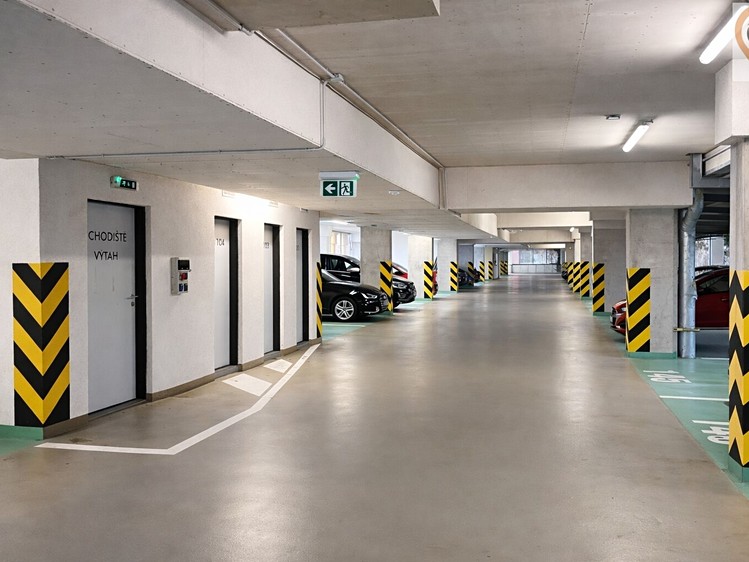 Prodej garážového stání 15 m² - foto 6