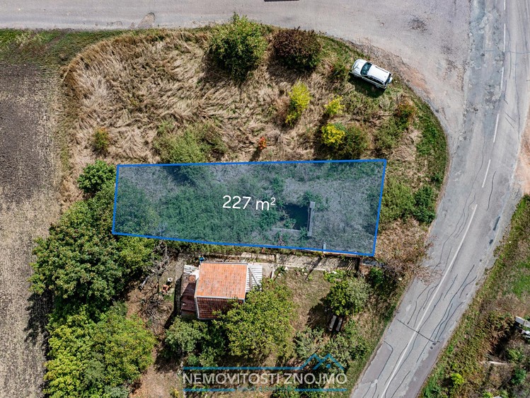Prodej vinného sklepa 227 m² - foto 1