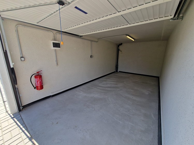 Prodej garáže 18 m² - foto 2