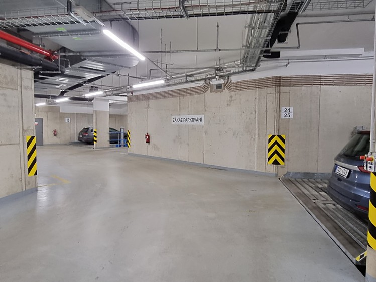 Prodej garážového stání 12 m² - foto 4