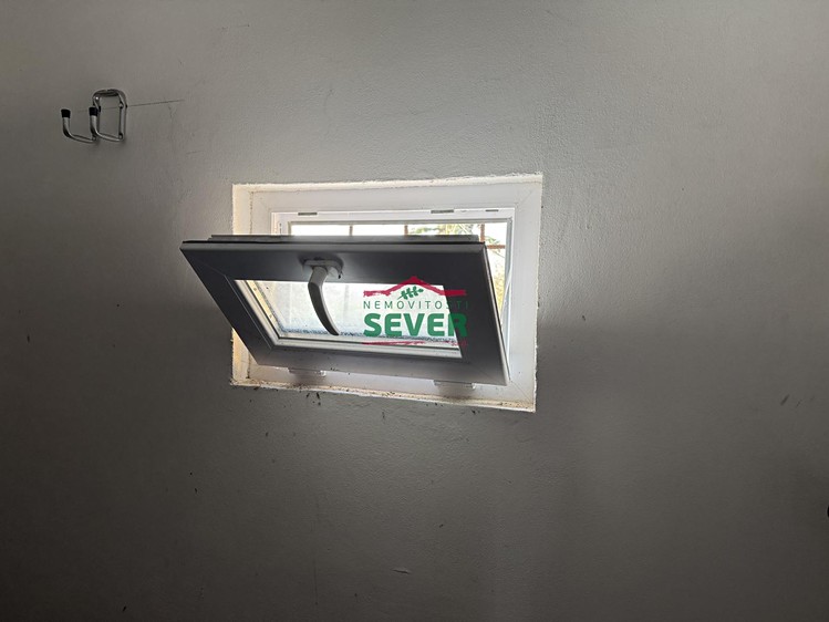 Prodej garáže 25 m² - foto 2